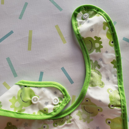 Babero impermeable ranas
