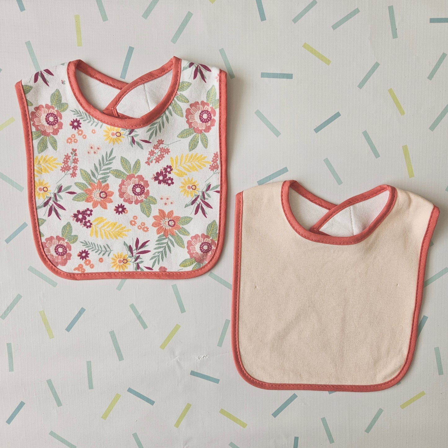Set Baberos Cuadrados 2